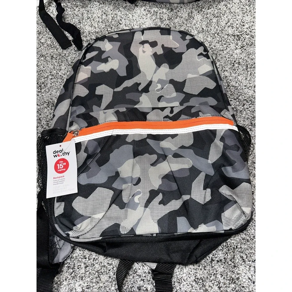 Dealworthy 23L Camo Backpack Fits 15